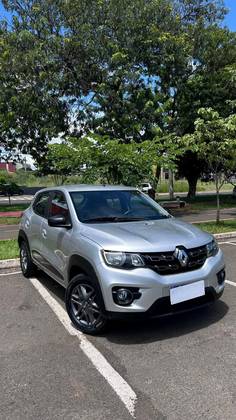RENAULT KWID 1.0 12V SCE FLEX INTENSE MANUAL RENAULT KWID 1.0 12V SCE FLEX INTENSE MANUAL